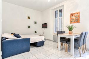 Appartements Le Jacques - Proche centre - RDC - Netflix : photos des chambres