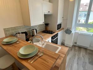 Appartements *La Belle Saison* lumineux, espace de travail, Wifi, Belfort ville : photos des chambres
