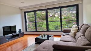 Capelas House by LovelyStay