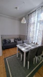 Upea kaksio Neristanin ytimessä