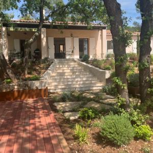 Maisons de vacances Villa Le Patio avec grande piscine : photos des chambres