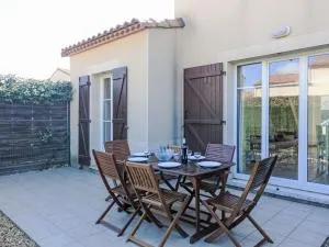 Holiday Home Les Grandes Bleues 3-1 by Interhome - Narbonne-Plage