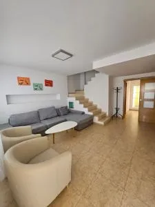 Chalet adosado en la playa - Favareta