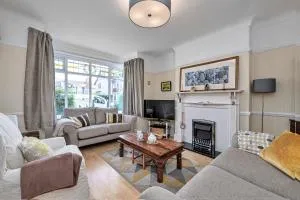 Finest Retreats - Penrhyn Avenue - Rhos-on-Sea