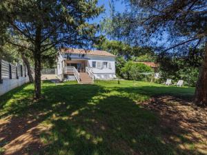 Holiday Home PRM116 by Interhome 