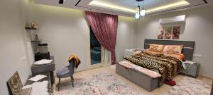 October gardens beside pyramids And zewil University