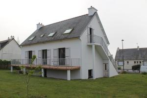 A 800 m de la plage, Appartements de 3 à 9 chambres avec jardin