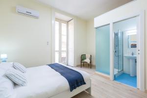 A pochi passi da Piazza del Gesù by Wonderful Italy