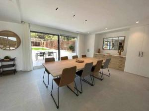 Naramia Sagaro Villa - with Pool-garden-10 Pax