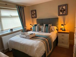 Double Room with Shower room in Chester House Guest House
