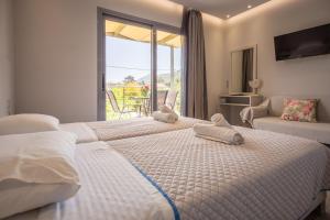 Casa Di Mare - Studios and Apartments on the beach, by ZanteWize