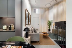 MonKeys Apartments Trastamara Billiard Room