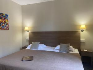 Hotels Grand Hotel De Calvi : photos des chambres
