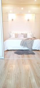 Спальня-студия с видом на море и парк