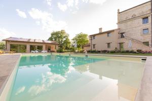 Villa Torre Anna - Historical Tower - Private Pool & Jacuzzi