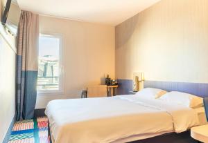 Hotels B&B HOTEL Nantes Centre : photos des chambres