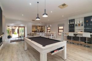 Golf & Leisure Delight - Pecanwood Golf Estate - Hartbeespoort