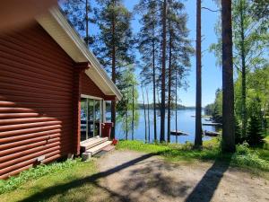 Two-Bedroom Cottage with Lake View  room in Holiday Resort Harjun Portti