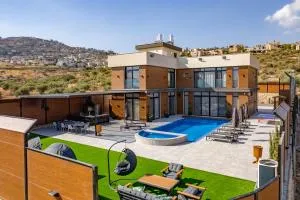 וילה דיימונד בגליל - וילה מושלמת עם בריכה פרטית, ג'קוזי ונוף מהמם - Massad