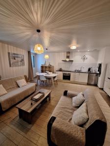 Appartements Charmant Appartement paisible a 5 mn en voiture de la plage : photos des chambres