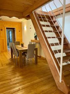 Le Nid Charmant Cir n. 132