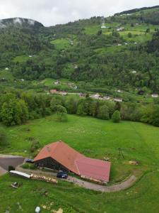 Maisons d'hotes La Ferme sous les Hiez : photos des chambres