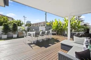 CARAVAN, BOAT & PET Friendly - RIGHT ON THE BORDER - Tweed Heads