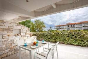 Villa Hanioti Dream seafront