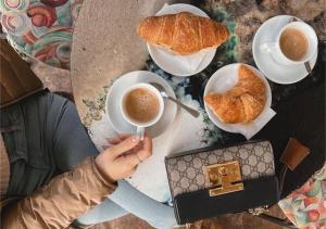 Suite Ginevra, super centrale con colazione inclusa