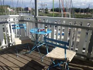 FeWo Liegeplatz am Yachthafen - Wampen