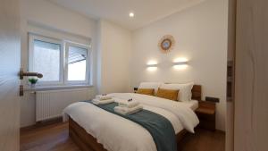 Apartments Seventy Seven 