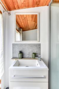 Le Patio de la Bastide avec Terrasse & Netflix - Quartier paisible