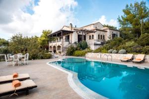 Villa Alexandros - Stone Villa