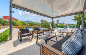 Beautiful Apartment In Mrljane