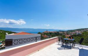Pet Friendly Home In Vrbnik With Wifi 