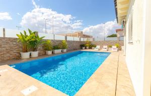 4 Bedroom Lovely Home In Orihuela Costa