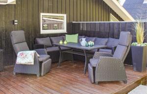 Cozy Home In Frørup With Kitchen