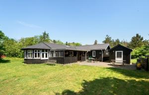 4 Bedroom Beautiful Home In Skjern