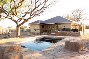 The Bushveld Farmhouse in Mabalingwe Nature Reserve