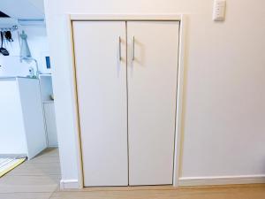 一个人旅行 西新宿站步行8分 新宿站徒步16分 JR山手线新大久保站步行15分 免费WiFi