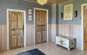 4 Bedroom Stunning Home In Gränna