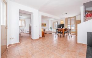 3 Bedroom Amazing Home In Larmentera