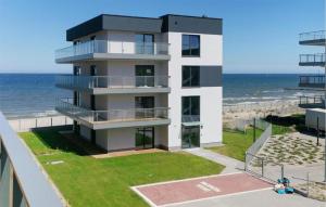 1 Bedroom Gorgeous Apartment In Dziwnów