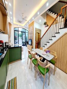 Chuỗi căn Harbour Bay 7 Ngủ - bán đảo 2 Bim Hùng Thắng- Bãi Cháy- gần bãi biển Bim Marina