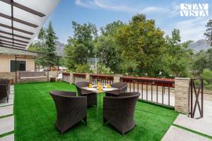 StayVista at Casa Di Oberoi with BBQ & Bonfire