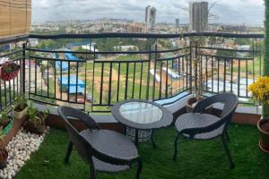 Exotic 3BHK on 12th Floor for Family Only with Cook