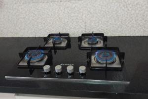 Exotic 3BHK on 12th Floor for Family Only with Cook