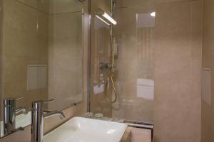 Chambre Twin Classique room in Hotel Marena