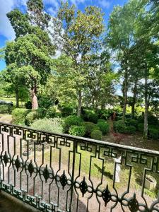 Maisons d'hotes Chateau a Toulouse : Chambre Double avec Balcon