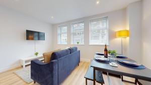 Spacious One Bedroom | WiFi